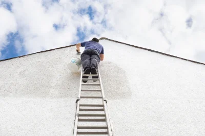 Peinture extérieure à Leucamp — façades et ravalement